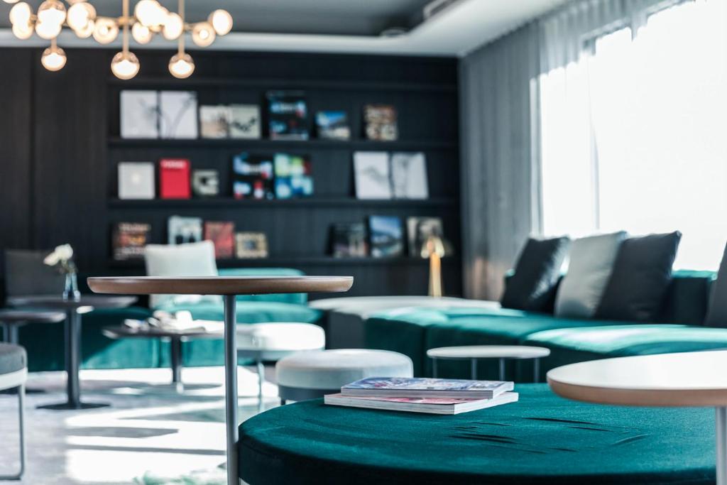 Posezení v ubytování SOLLER Business Hotel - Munich Airport MUC
