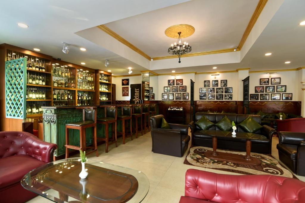 Lounge nebo bar v ubytování Park Village Resort by KGH Group