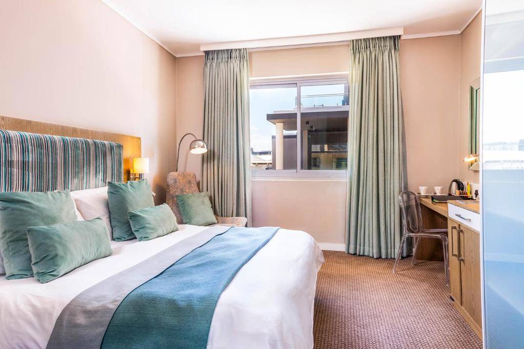 aha Harbour Bridge Hotel & Suites - 