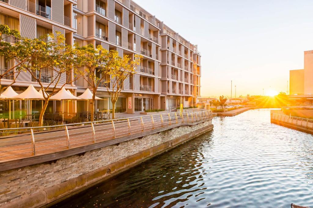 Cape Town şehrindeki aha Harbour Bridge Hotel & Suites tesisine ait fotoğraf galerisinden bir görsel