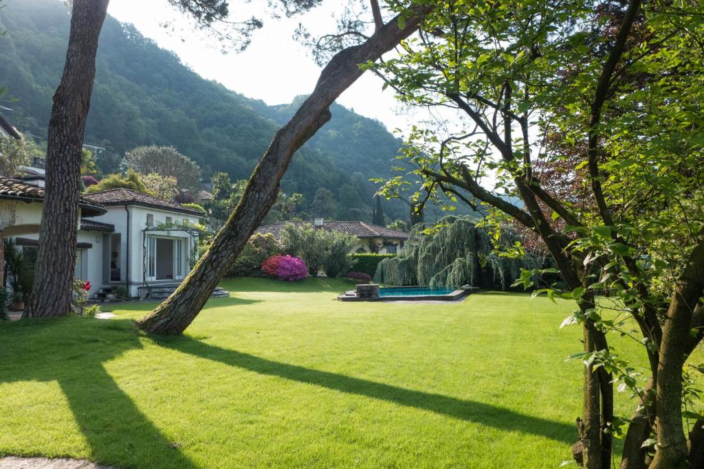 Zahrada ubytování Morcote Cottage