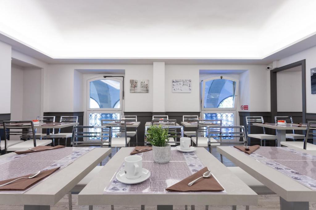 Restaurace v ubytování Best Quality Hotel Dock Milano