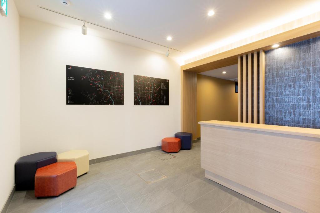 Posezení v ubytování M's Hotel Gojo Naginatagiri