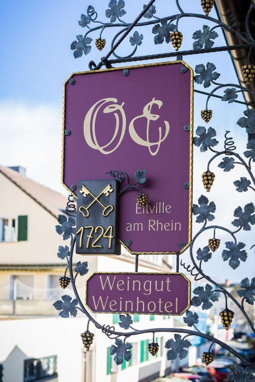 Certifikát, hodnocení, plakát nebo jiný dokument vystavený v ubytování Weinhotel Offenstein Erben