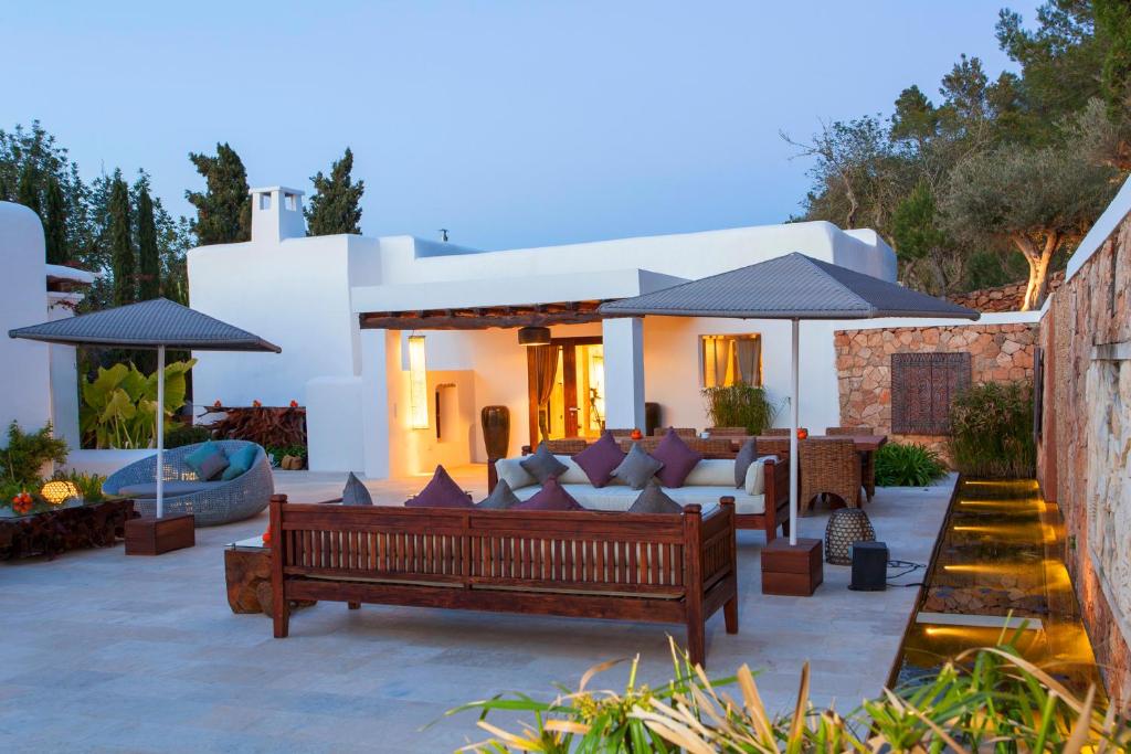 Ibiza luxury villa, Santa Eularia des Riu – Updated 2022 Prices
