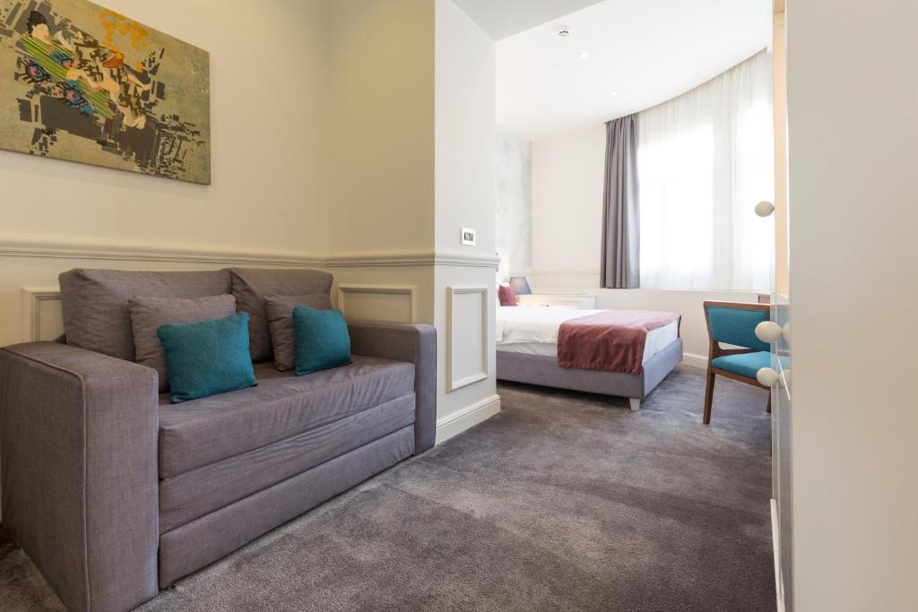 Public House Hotel - Resim 11