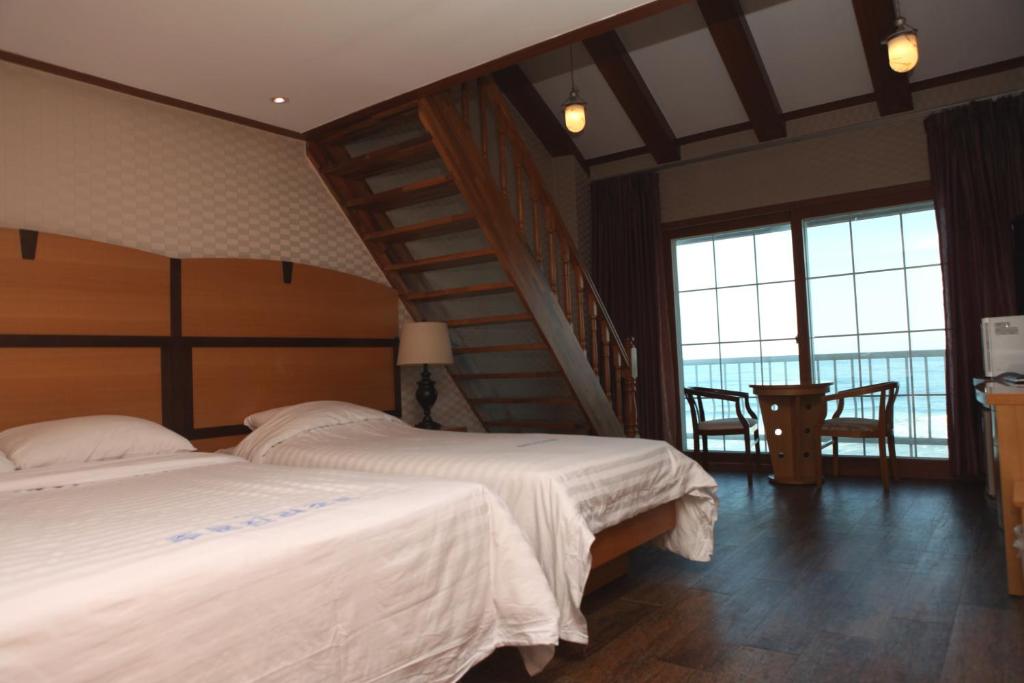 Benikea Hotel Mountain & Ocean Yangyang - Duplex Suite