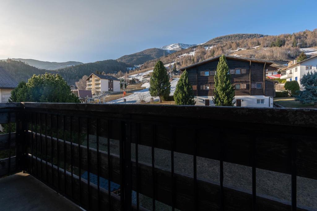 Nespecifikovaný výhled na hory nebo výhled na hory při pohledu z hotelu