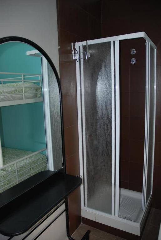 HOSTEL BACKPACKER RIO IJUEZ, Castiello de Jaca – Precios ...