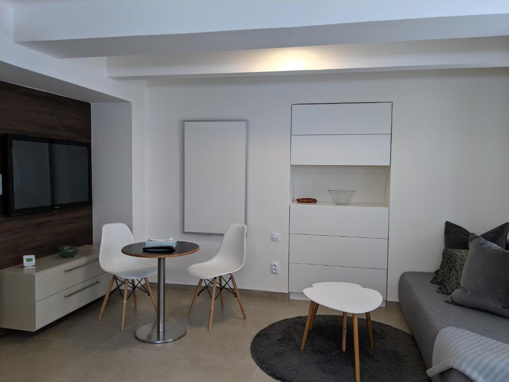 Posezení v ubytování AP10 - Apartments 4U Březinova "Overnight Simply"