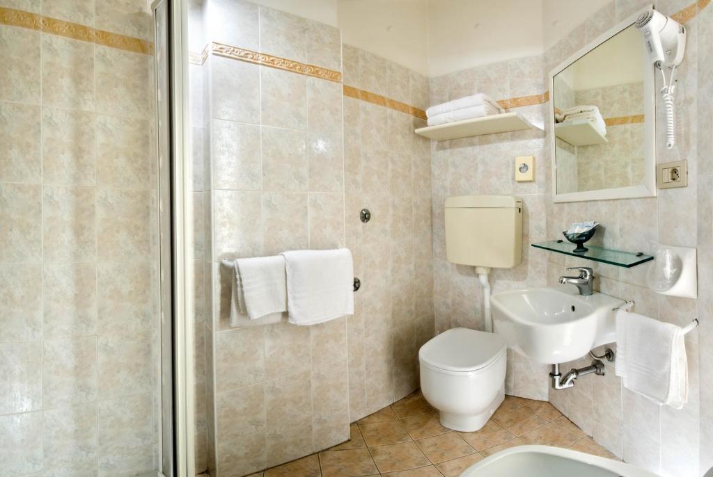 Koupelna v ubytování Hotel Solmar