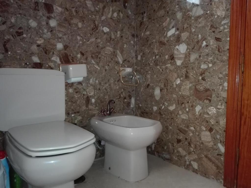 A bathroom at Bungalow Mariano 140