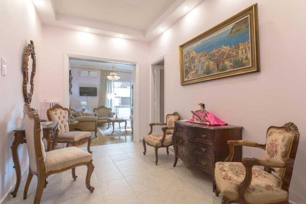 Zona de estar de Lovely Apartment in Athens