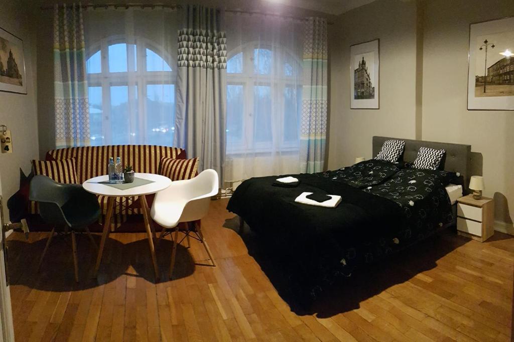 Czarna Owca- Pokoje Gościnne - Habitación Familiar