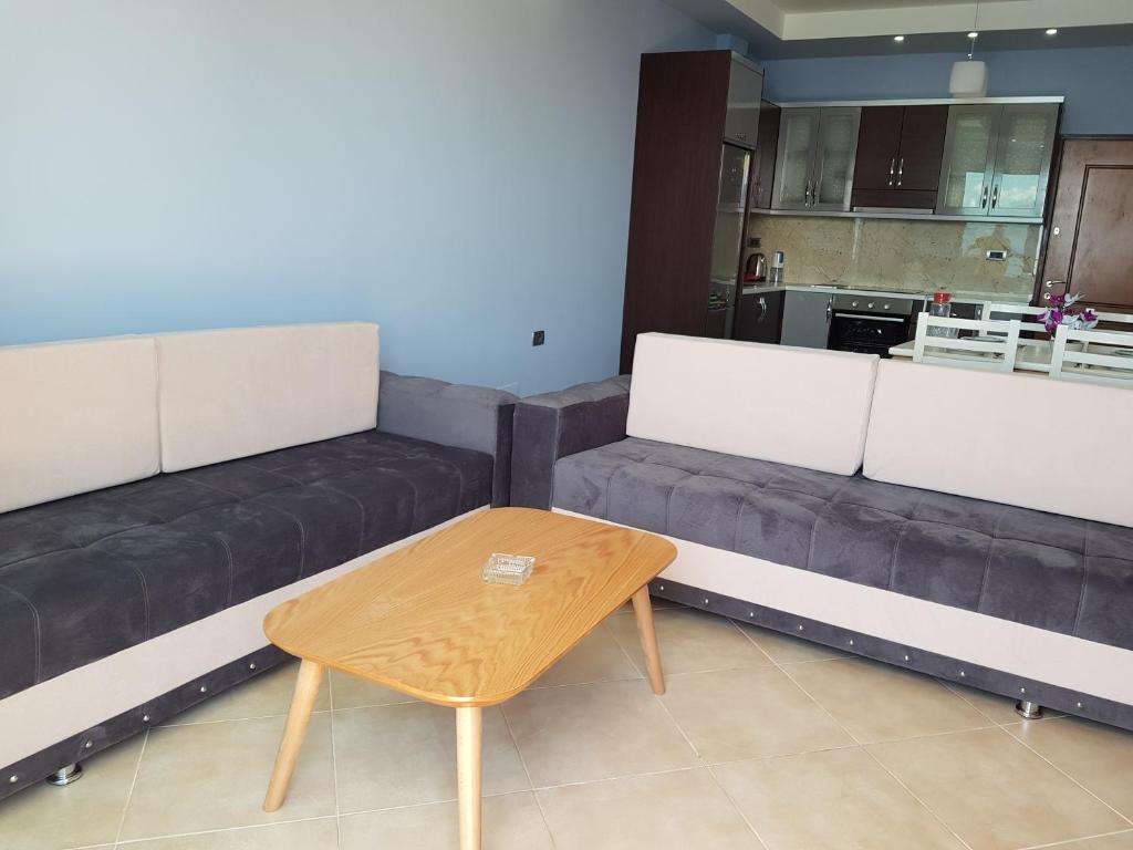 apartment of beautiful dreams over the sea - Image 11