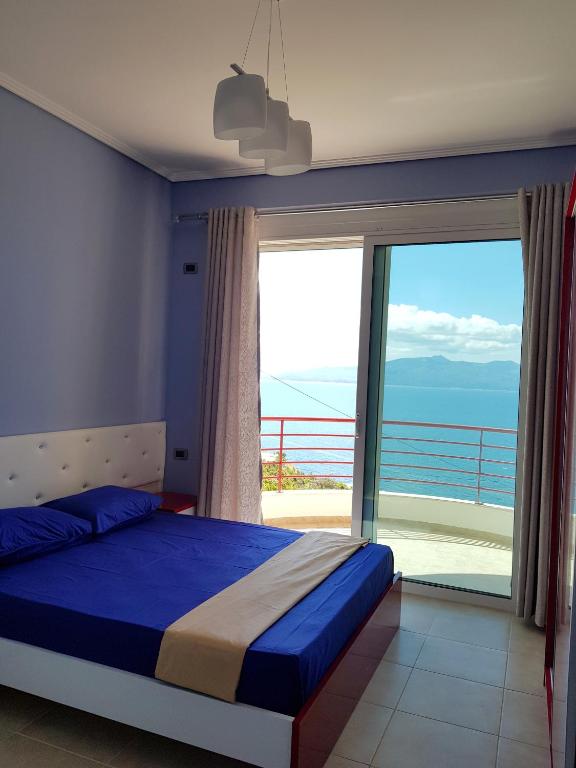 apartment of beautiful dreams over the sea - Image 12