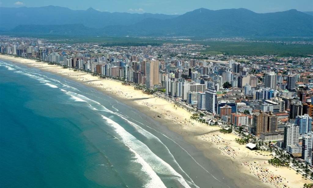  Aviação-Praia Grande/SP- 100m praia - imperdível