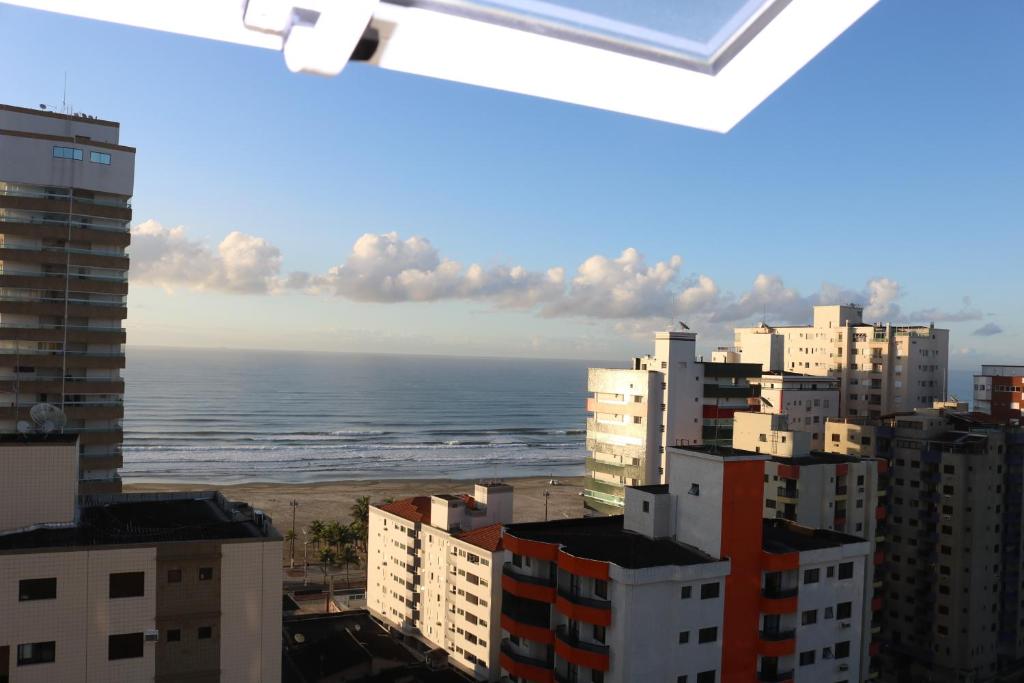  Aviação-Praia Grande/SP- 100m praia - imperdível