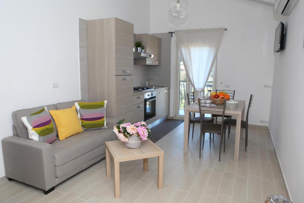 A seating area at Rosy House - Hospitality