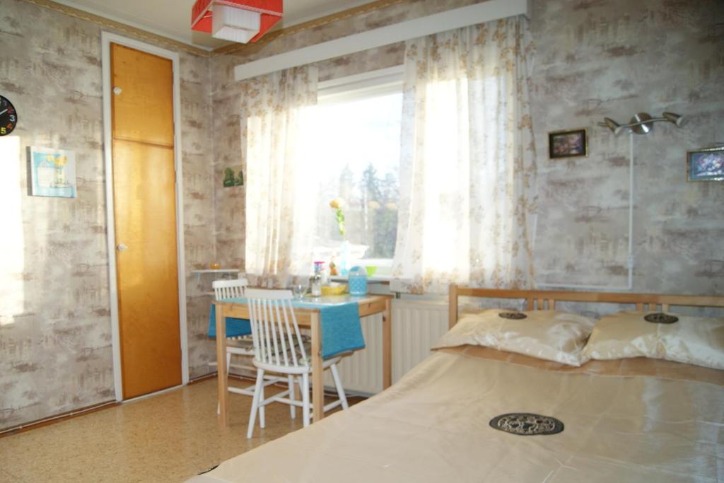 Lana Guest house - Habitación Doble Con Baño Compartido