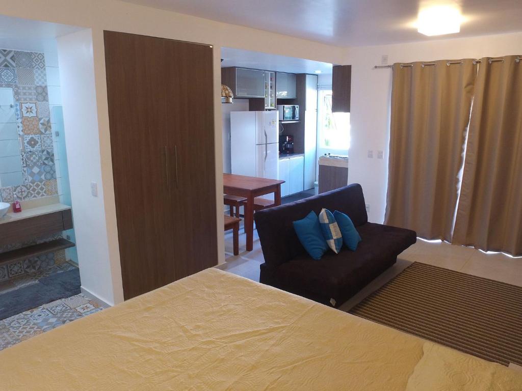  Flat completo e bem localizado no Solar Água Pipa por Carpediem