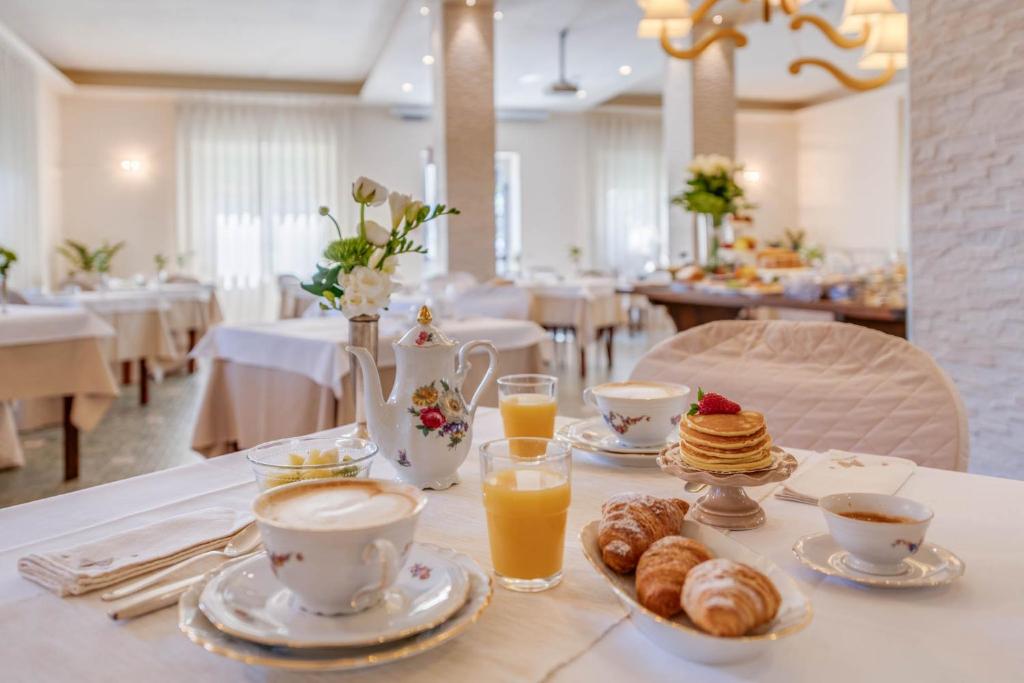 Jedzenie w hotelu lub w pobliżu