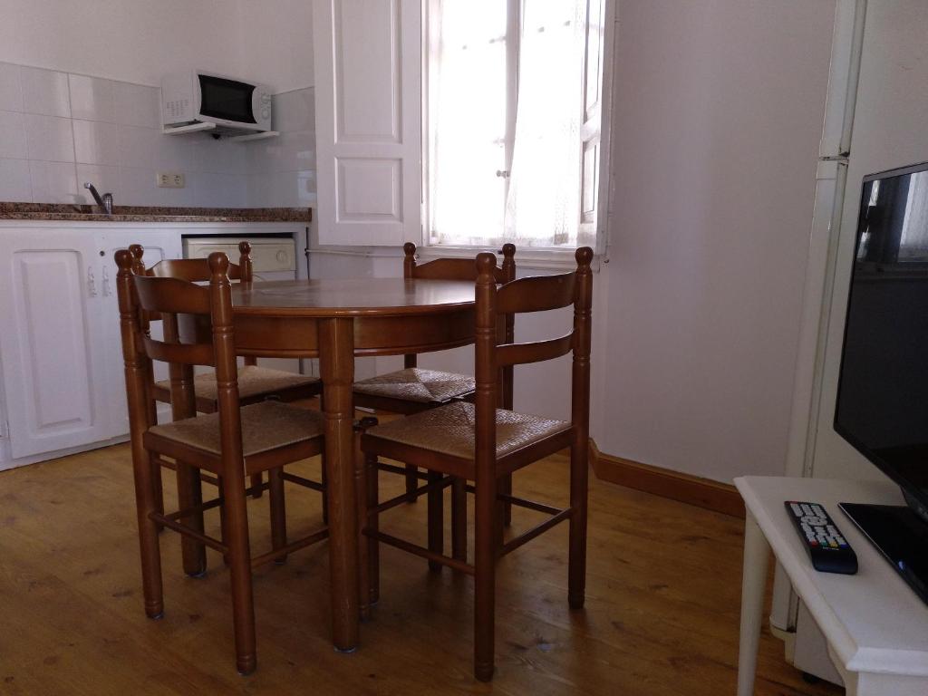 Kuchyň nebo kuchyňský kout v ubytování Apartamentos Turísticos La Solana