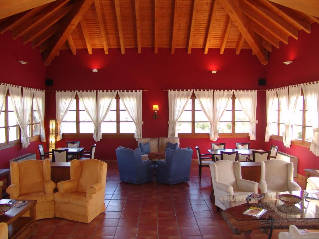 Posezení v ubytování Hotel & SPA Peña Montañesa
