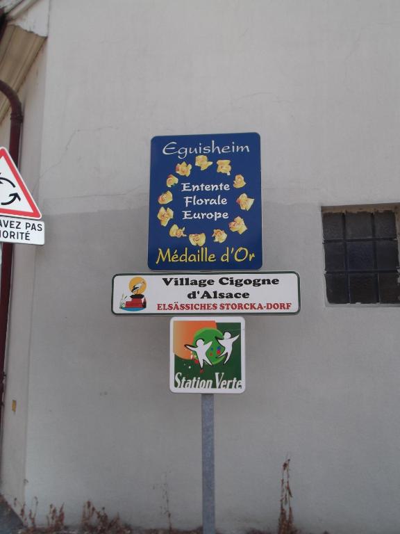 Certifikát, hodnocení, plakát nebo jiný dokument vystavený v ubytování James Vignoble Hôtel, Eguisheim