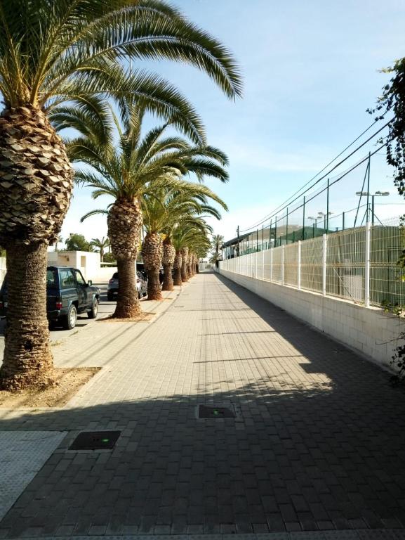 CL GRAVINA 20, Grao de Castellón – Updated 2023 Prices