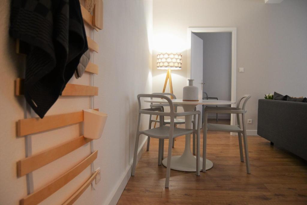 LE VOLTAIRE COLMAR CENTRE - 13