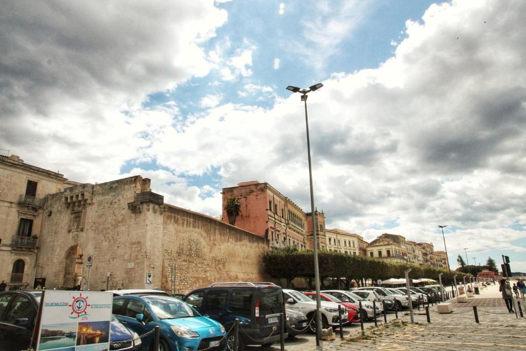 Zdjęcie z galerii obiektu Essentia Rooms- Ortigia Holidays w Syrakuzach