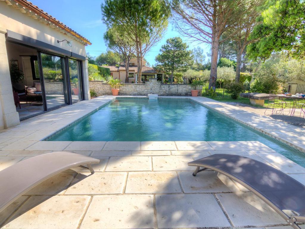 Bazén v ubytování Holiday Home Bezert by Interhome nebo v jeho okolí