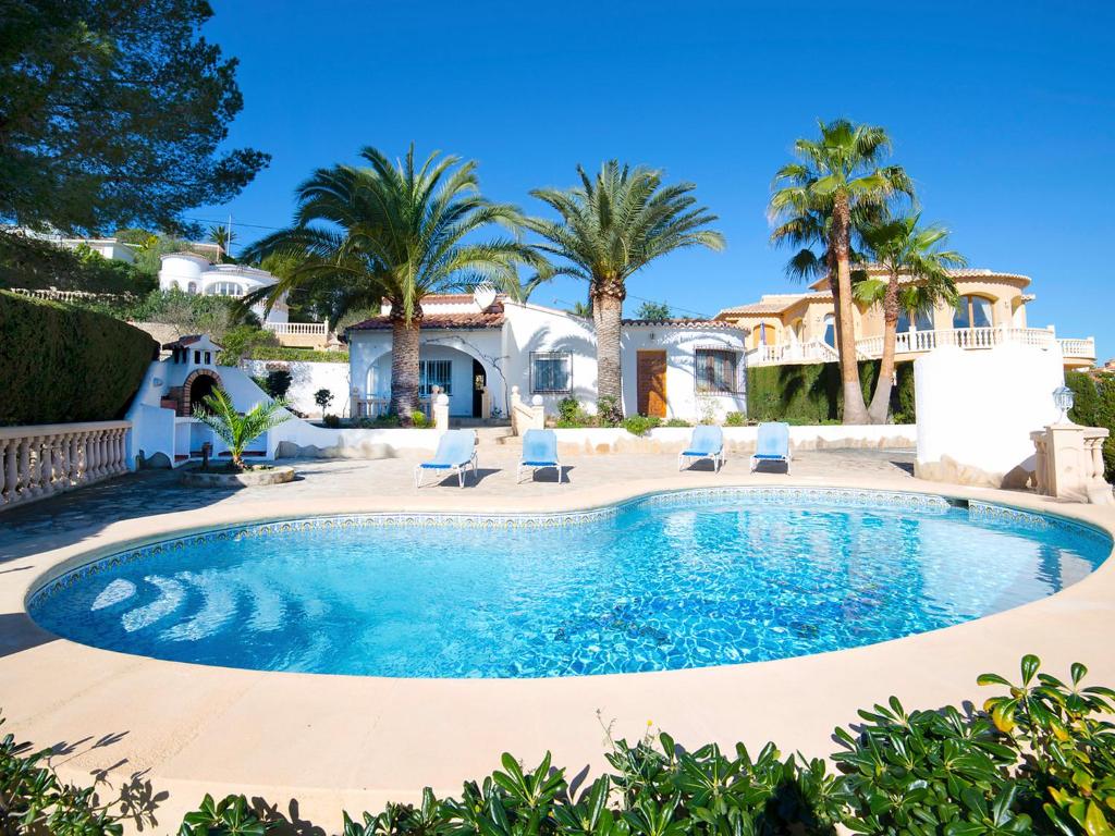 Holiday Home Lina by Interhome