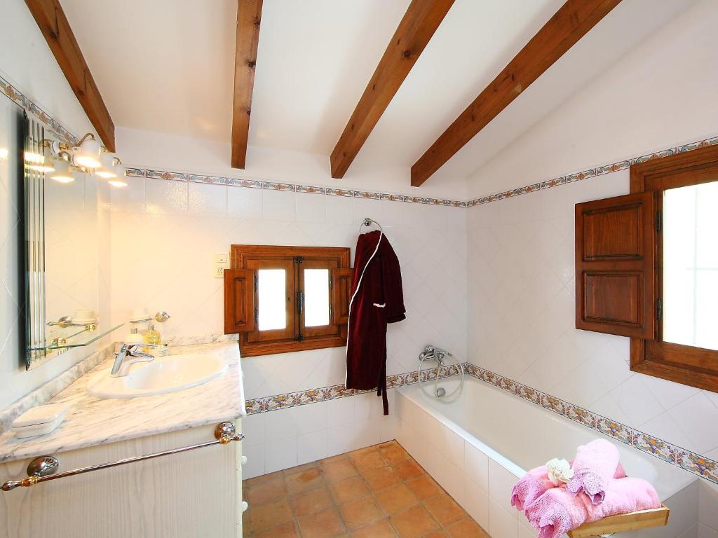 Koupelna v ubytování Holiday Home Baile del Sol by Interhome