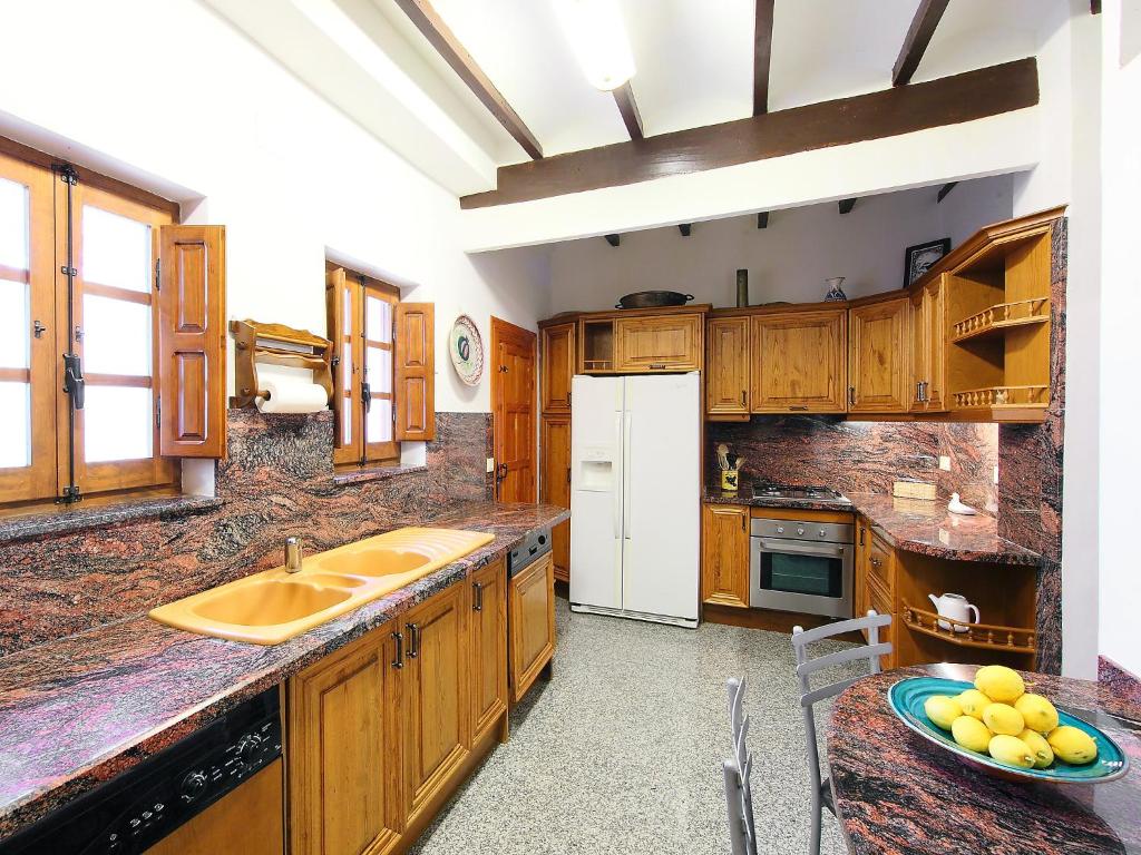 Kuchyň nebo kuchyňský kout v ubytování Holiday Home Baile del Sol by Interhome