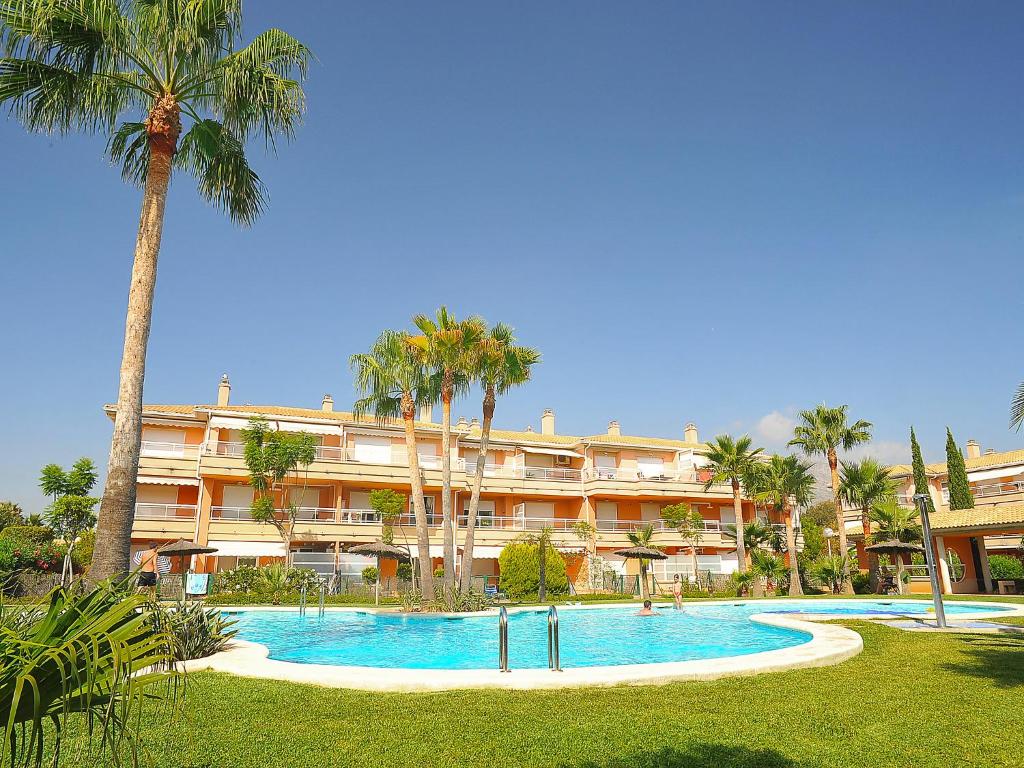 The swimming pool at or close to Apartment La Senia-2 by Interhome
