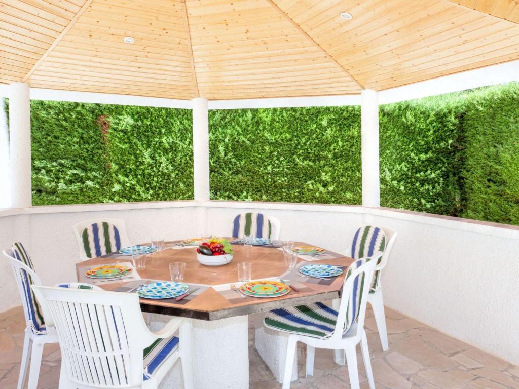 Fotografie z fotogalerie ubytování Villa Villa Ute by Interhome v destinaci Les tres Cales