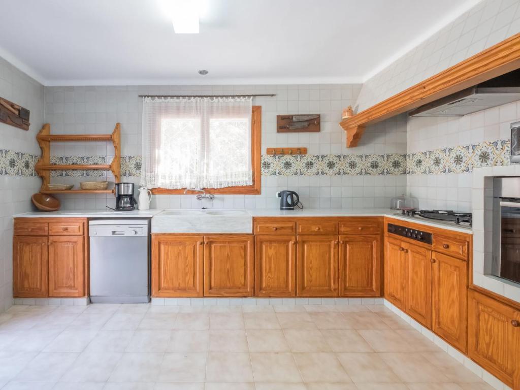 Kuchyň nebo kuchyňský kout v ubytování Villa Santa Ponça by Interhome