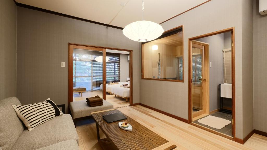 Posezení v ubytování NIPPONIA HOTEL NARA NARAMACHI
