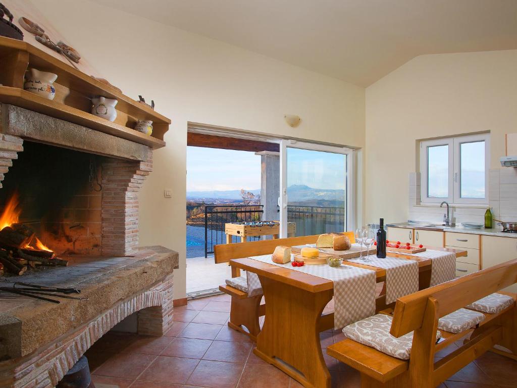 Posezení v ubytování Holiday Home Bura by Interhome