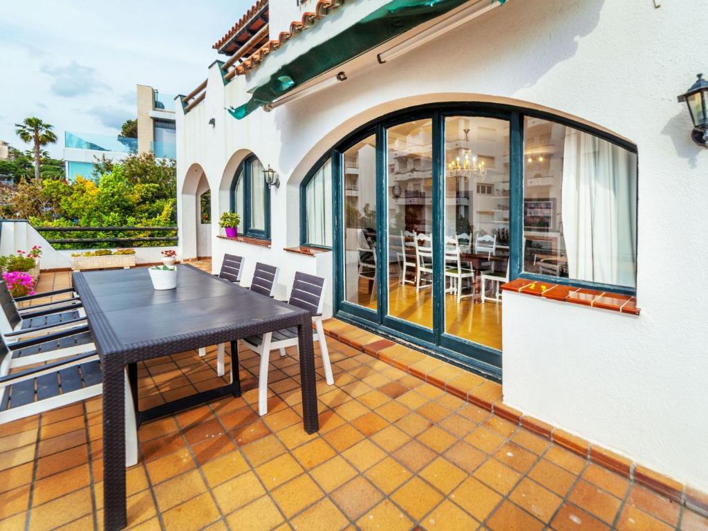 A balcony or terrace at Holiday Home Platja by Interhome