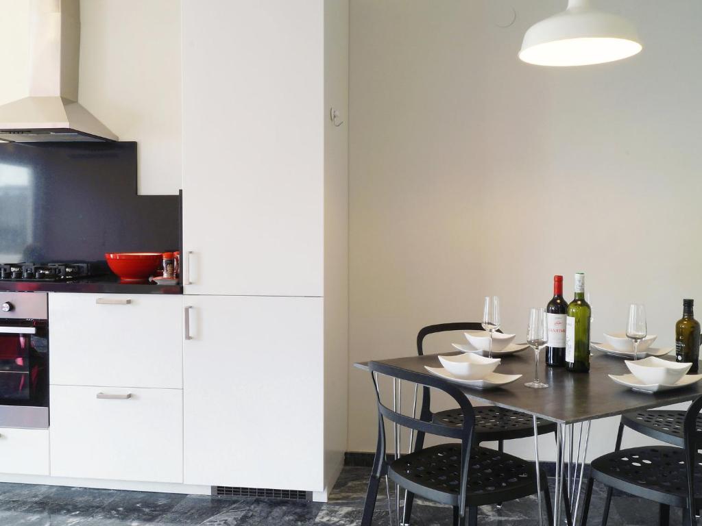 Kuchyňa alebo kuchynka v ubytovaní Apartment Plaza de las Flores by Interhome