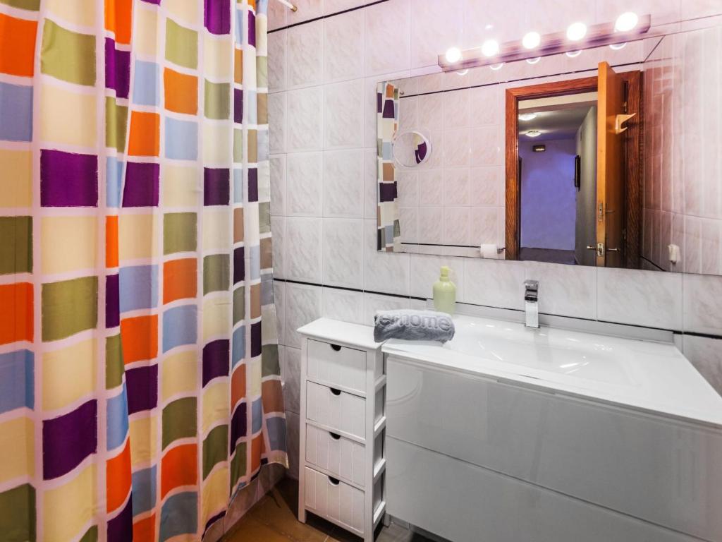 A bathroom at Holiday Home Platja by Interhome