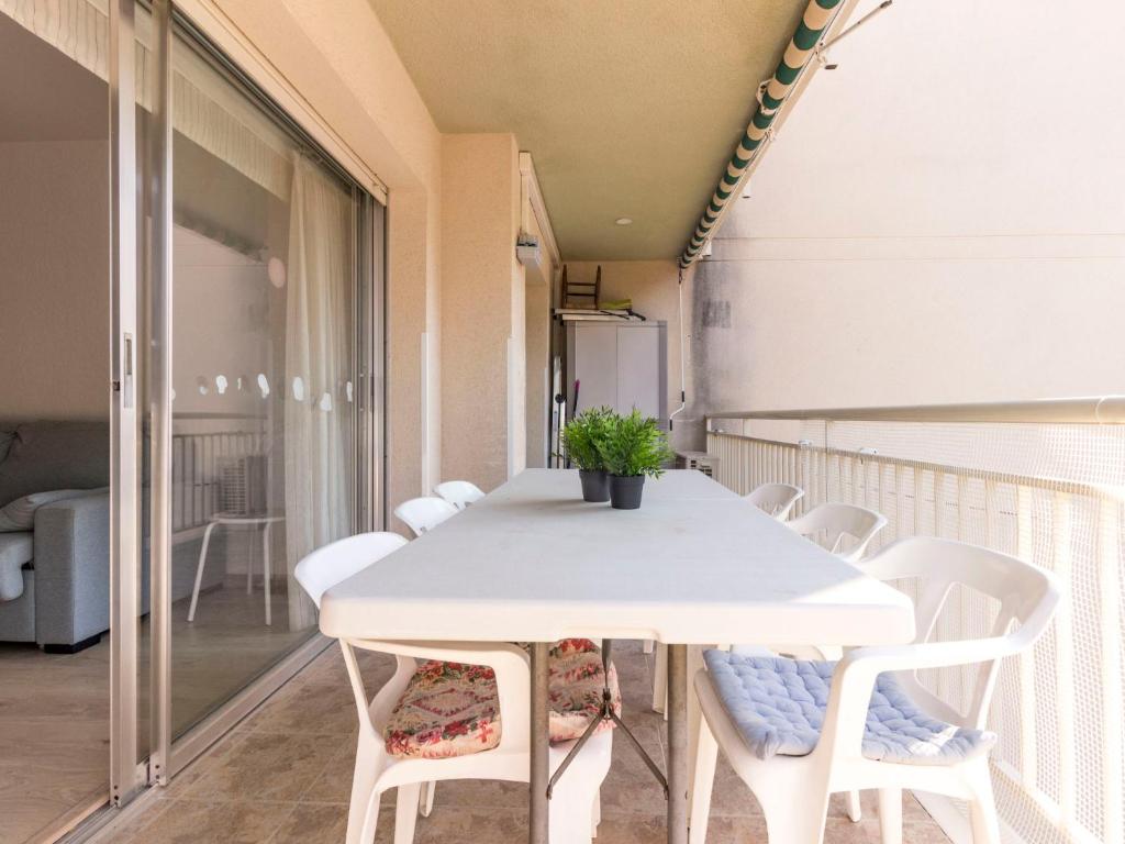 Kép Apartment DMS IV-3 by Interhome szállásáról Vilafortunyban a galériában