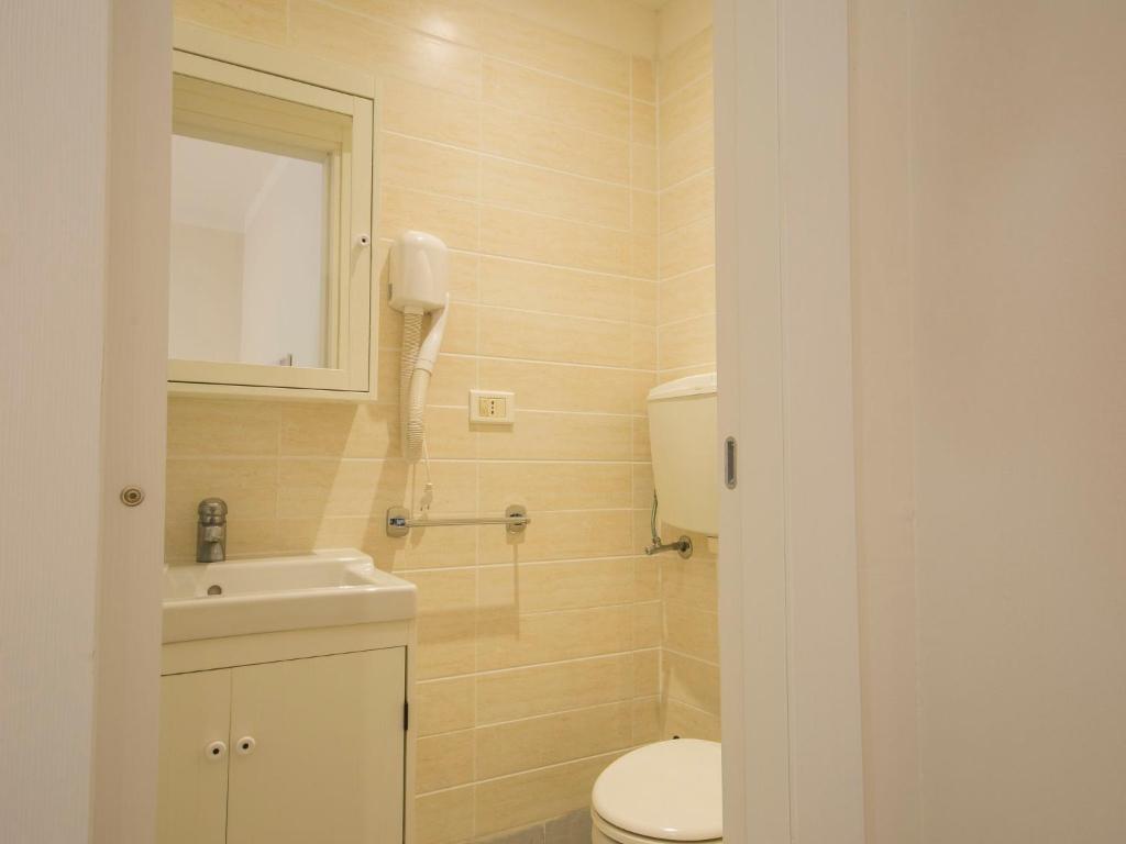 Kúpeľňa v ubytovaní Holiday Home Gineprino-7 by Interhome