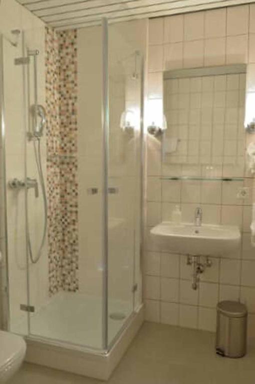 Koupelna v ubytování Hotel Bayerischer Hof