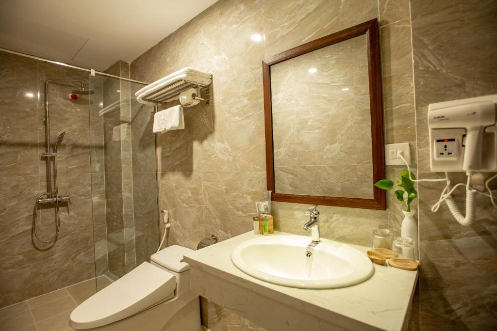 Koupelna v ubytování Adeline Hotel Hanoi