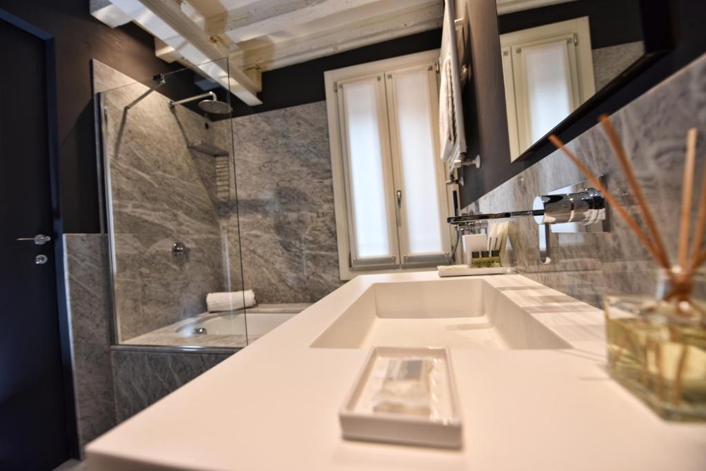 Hotel Maison Ducal - Resim 8