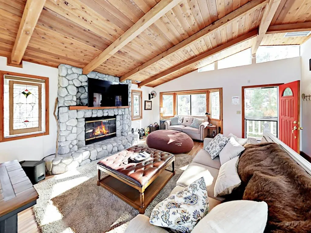 Medicine Man Home Home, Big Bear Lake, Statele Unite ale Americii